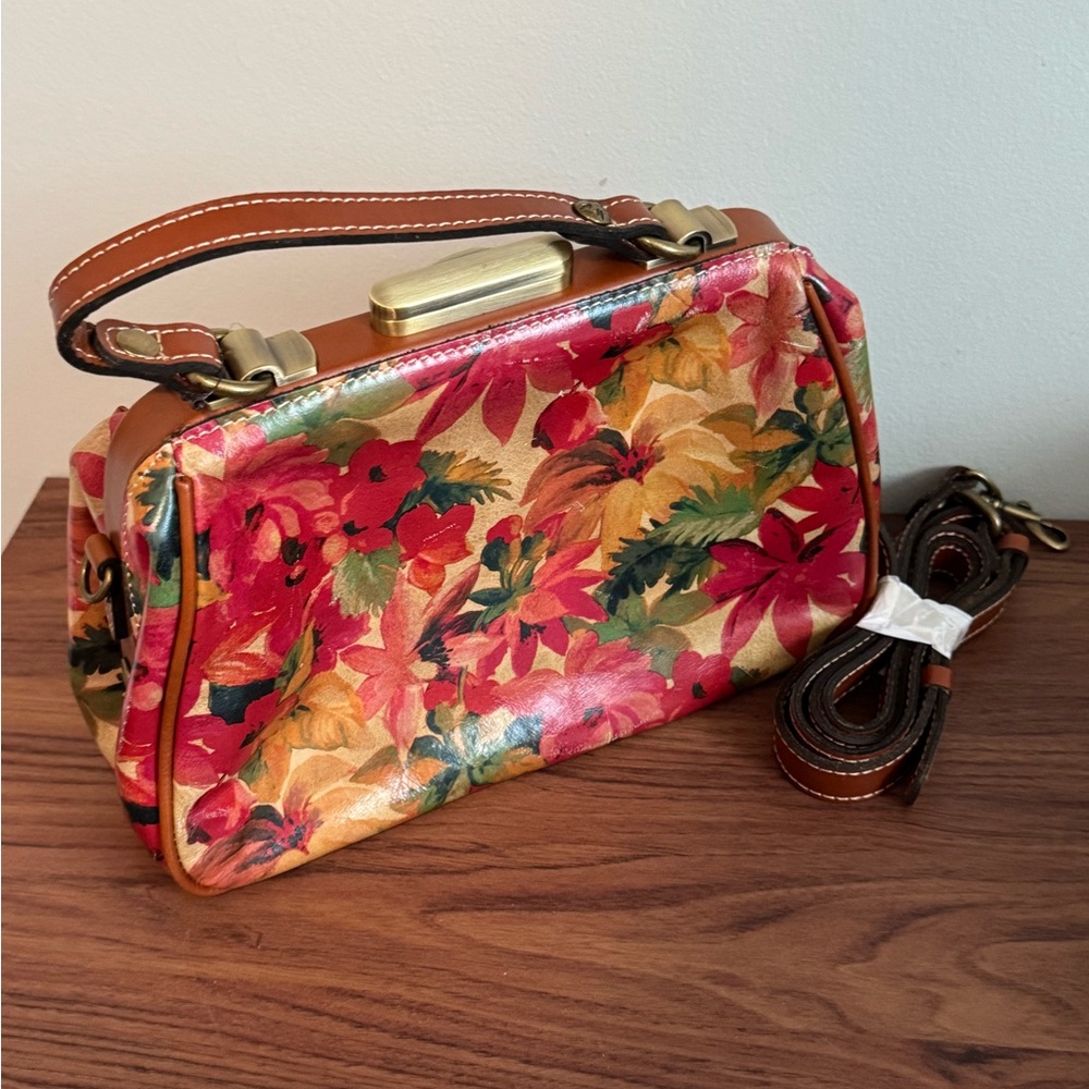 Patricia Nash Spring Multi Collection Handbag - Picture 2 of 5